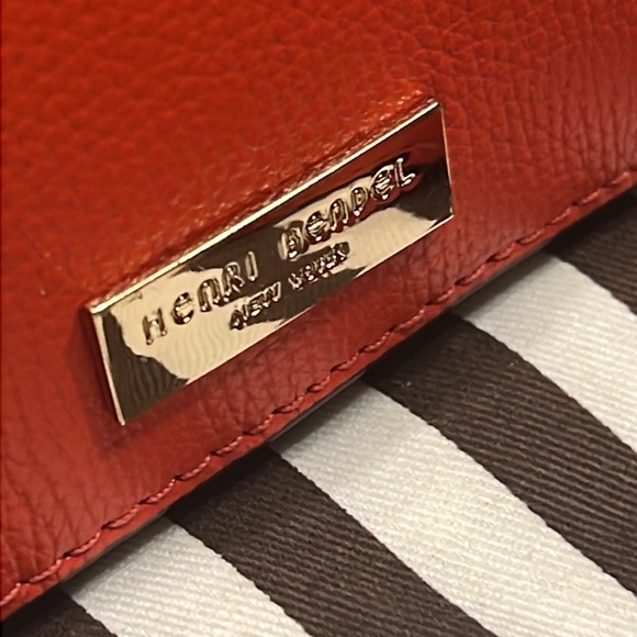 HENRI BENDEL NEW YORK Crossbody Purse - Picture 2 of 16